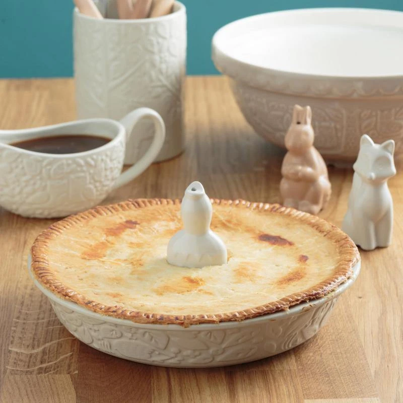 Mason Cash In The Forest Pie Dish 26cm 2 Mason Cash In The Forest Pie Dish 26cm - Image 2