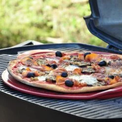 Emile Henry Large Ridged Pizza Stone 40cm -Victorinox shop EH347614 Emile Henry Large Ridged Pizza Stone 40cm Red 4