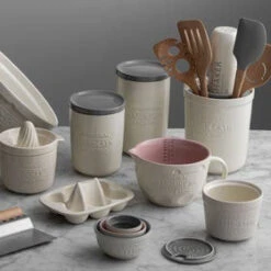 Mason Cash Innovative Kitchen Roller Shaker 7 Mason Cash Innovative Kitchen Roller Shaker -Victorinox shop Mason Cash Innovative Kitchen Roller Shaker 30x7 5cm 5 2000px