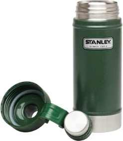 Stanley Classic Vacuum Water Bottle Easy Clean Green - 0.53L -Victorinox shop e76bfff92dd5d655b31734c7c50f540b 62b1dd7a c3ec 4884 adaf 02c1df3643af