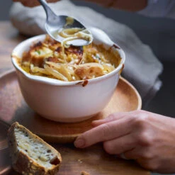 Emile Henry Gratin Bowl -Victorinox shop gratin bowl 4